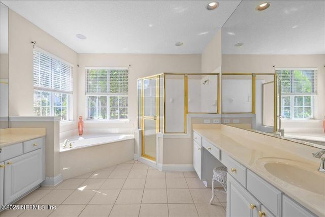 8253 BAY TREE Lane, Jacksonville, FL 32256