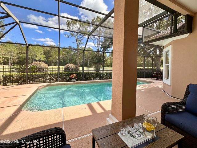 8253 BAY TREE Lane, Jacksonville, FL 32256