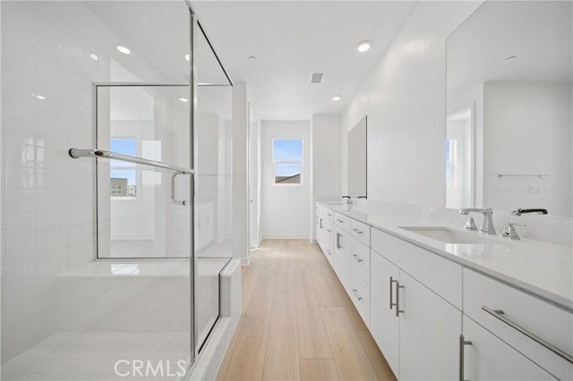 187 yugen, Irvine, CA 92618