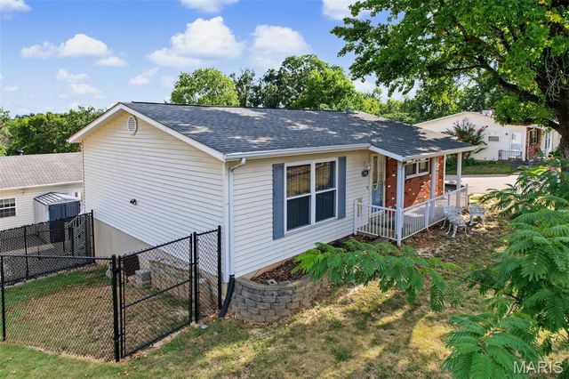 712 Lee Avenue, Festus, MO 63028