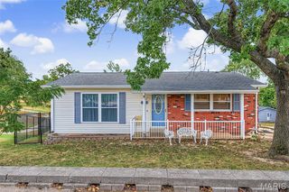 712 Lee Avenue, Festus, MO 63028