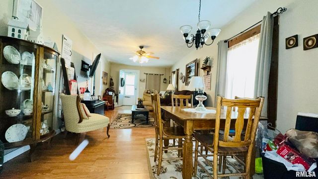 1104 W WEBSTER Street, Benton, IL 62812