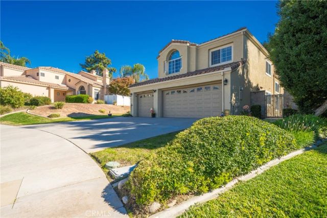 28947 Glenrock Pl, Highland, CA 92346