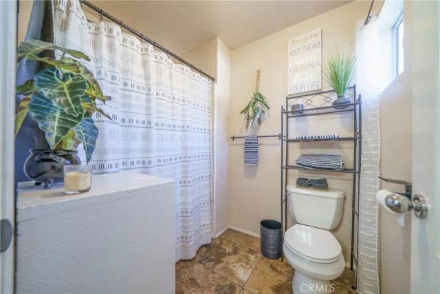 28947 Glenrock Pl, Highland, CA 92346