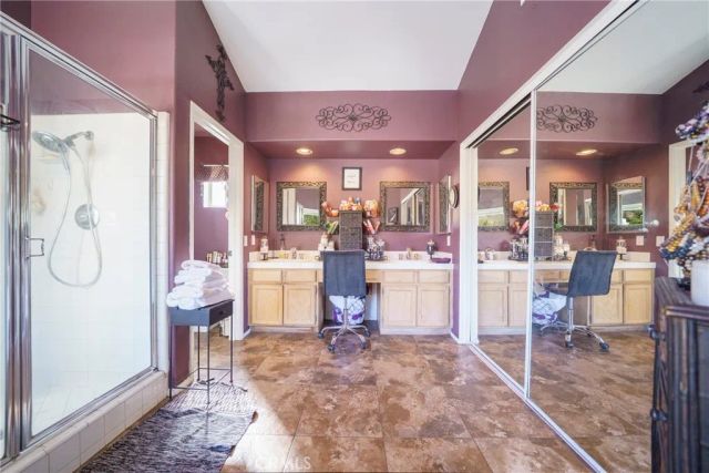 28947 Glenrock Pl, Highland, CA 92346