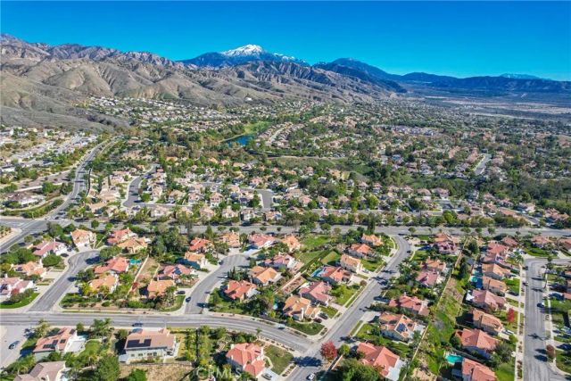 28947 Glenrock Pl, Highland, CA 92346