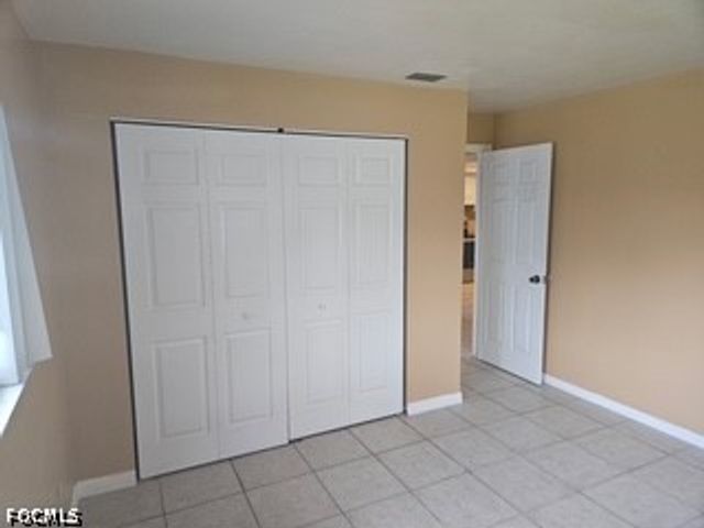 1028 SE 24th AVE A, Cape Coral, FL 33990
