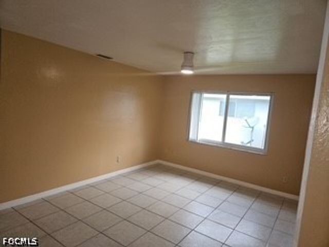 1028 SE 24th AVE A, Cape Coral, FL 33990