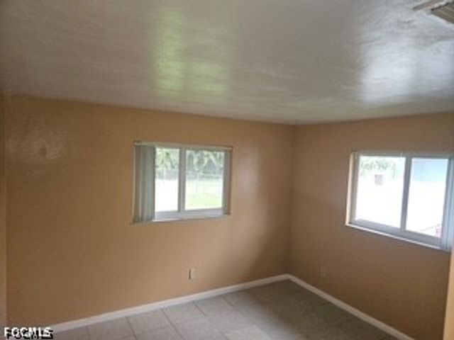 1028 SE 24th AVE A, Cape Coral, FL 33990