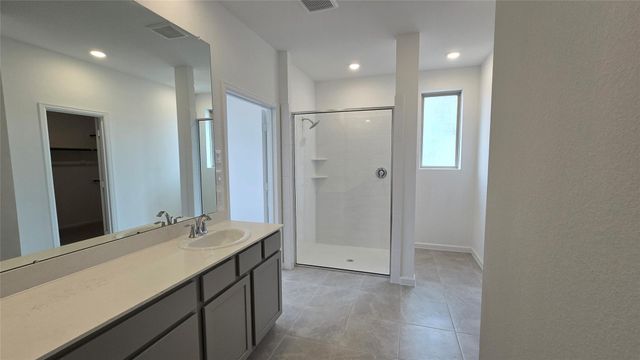 5502 Red Snapper Drive, Baytown, TX 77521