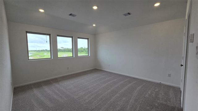 5502 Red Snapper Drive, Baytown, TX 77521
