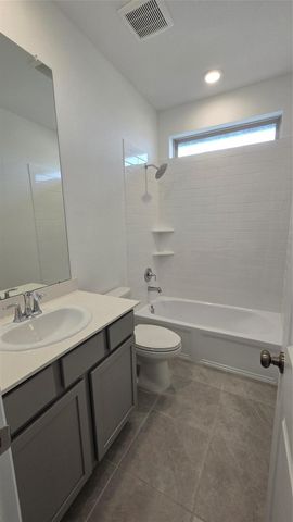 5502 Red Snapper Drive, Baytown, TX 77521