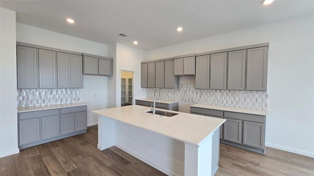 5502 Red Snapper Drive, Baytown, TX 77521