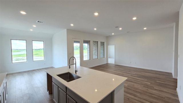 5502 Red Snapper Drive, Baytown, TX 77521