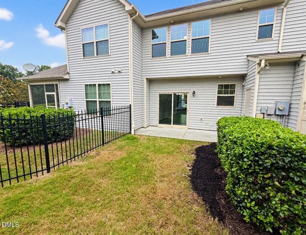 14 Pilatus Drive, Durham, NC 27705
