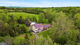 6777 DUMENY RD, Greencastle, PA 17225