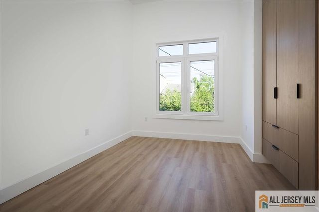 291 New York Avenue 3, Jersey City, NJ 07307