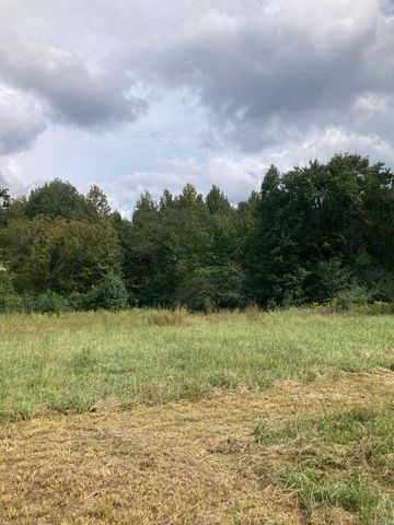 567 Daffodill, Romance, AR 72136