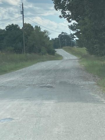 567 Daffodill, Romance, AR 72136