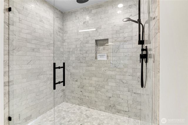 1942 7th Avenue W, Seattle, WA 98119