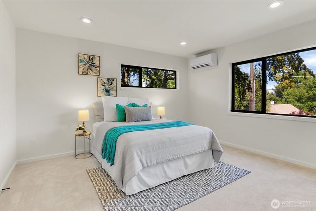 1942 7th Avenue W, Seattle, WA 98119