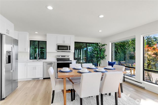 1942 7th Avenue W, Seattle, WA 98119