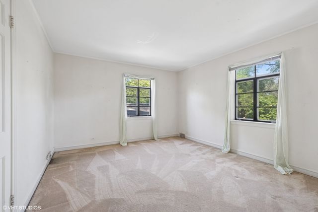 1288 Sunview Lane, Winnetka, IL 60093