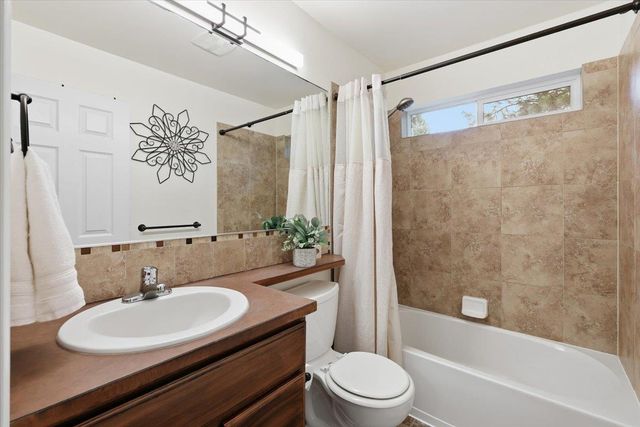 6282 Kristen Ct, Nine Mile Falls, WA 99026
