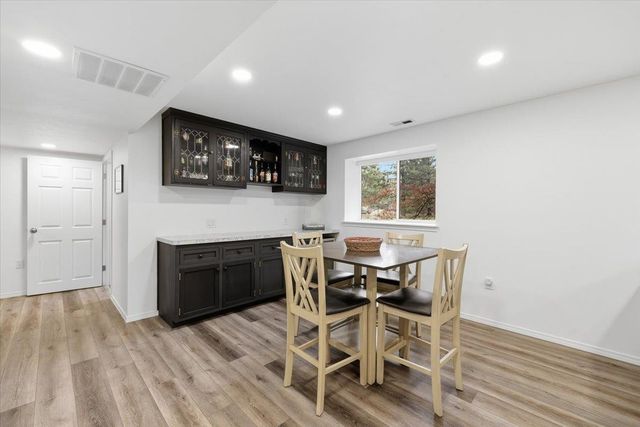 6282 Kristen Ct, Nine Mile Falls, WA 99026