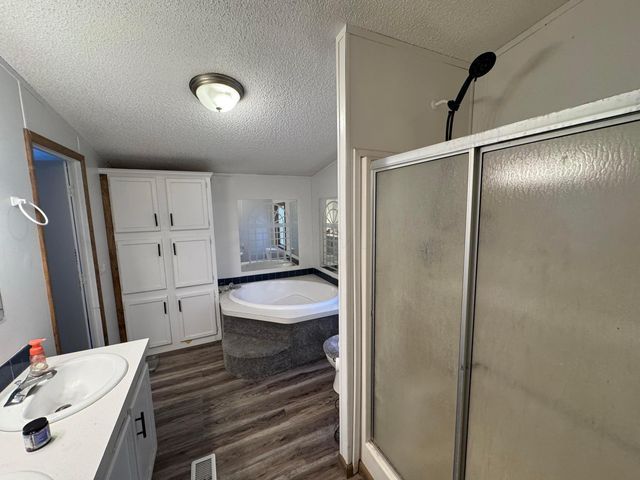 18670 Griffith Road, Logan, OH 43138