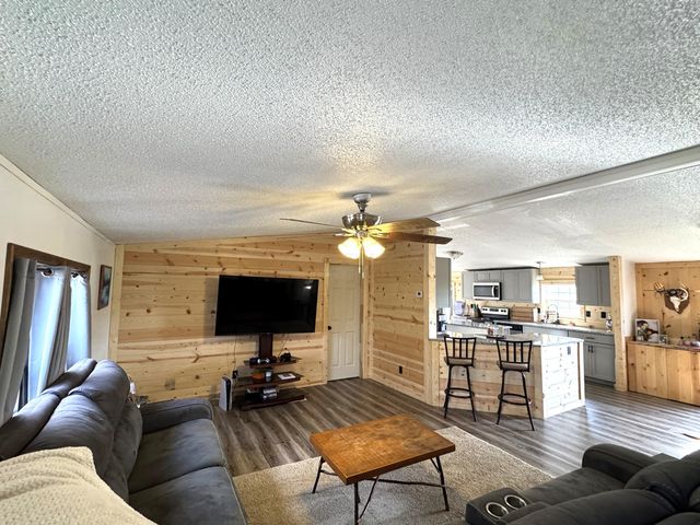 18670 Griffith Road, Logan, OH 43138