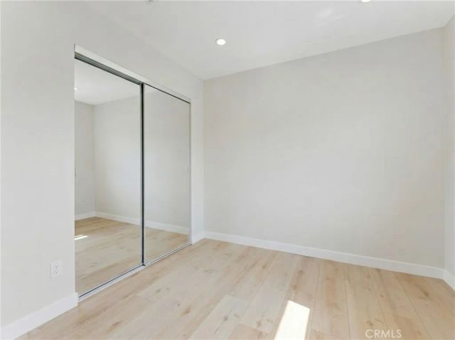 5075 Pickford, Los Angeles, CA 90019