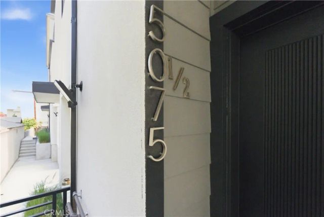 5075 Pickford, Los Angeles, CA 90019