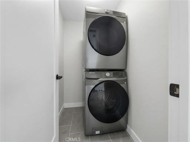 5075 Pickford, Los Angeles, CA 90019