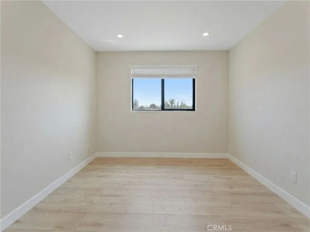 5075 Pickford, Los Angeles, CA 90019