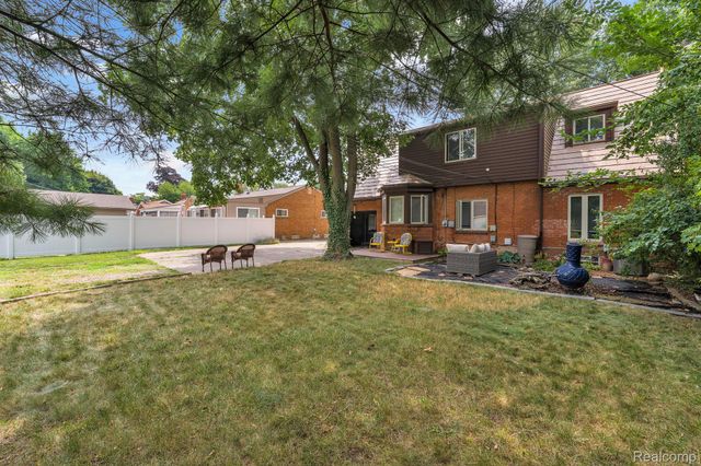 14844 Inkster Road, Redford Charter Township, MI 48239
