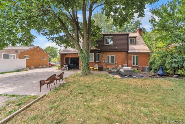 14844 Inkster Road, Redford Charter Township, MI 48239