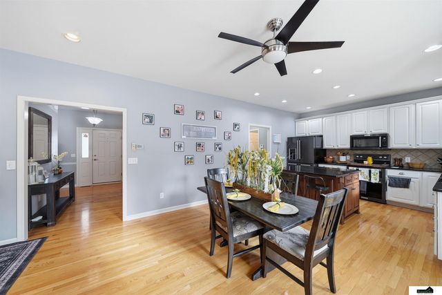 7919 Cheney Ridge Road, Lincoln, NE 68516