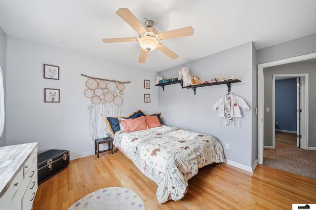 7919 Cheney Ridge Road, Lincoln, NE 68516