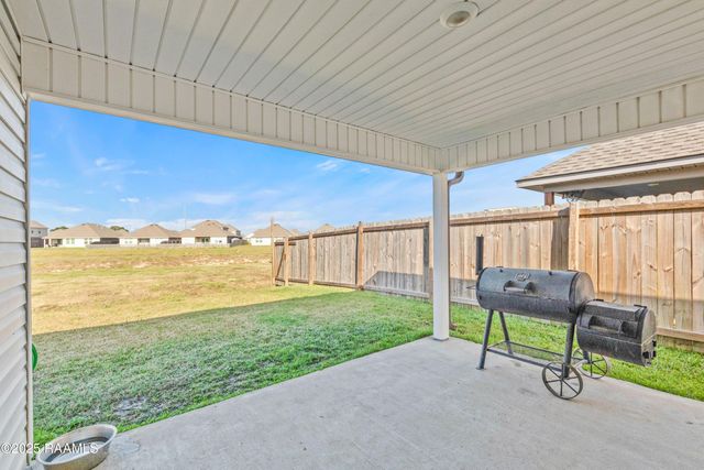 110 Still Lake Drive, Duson, LA 70529