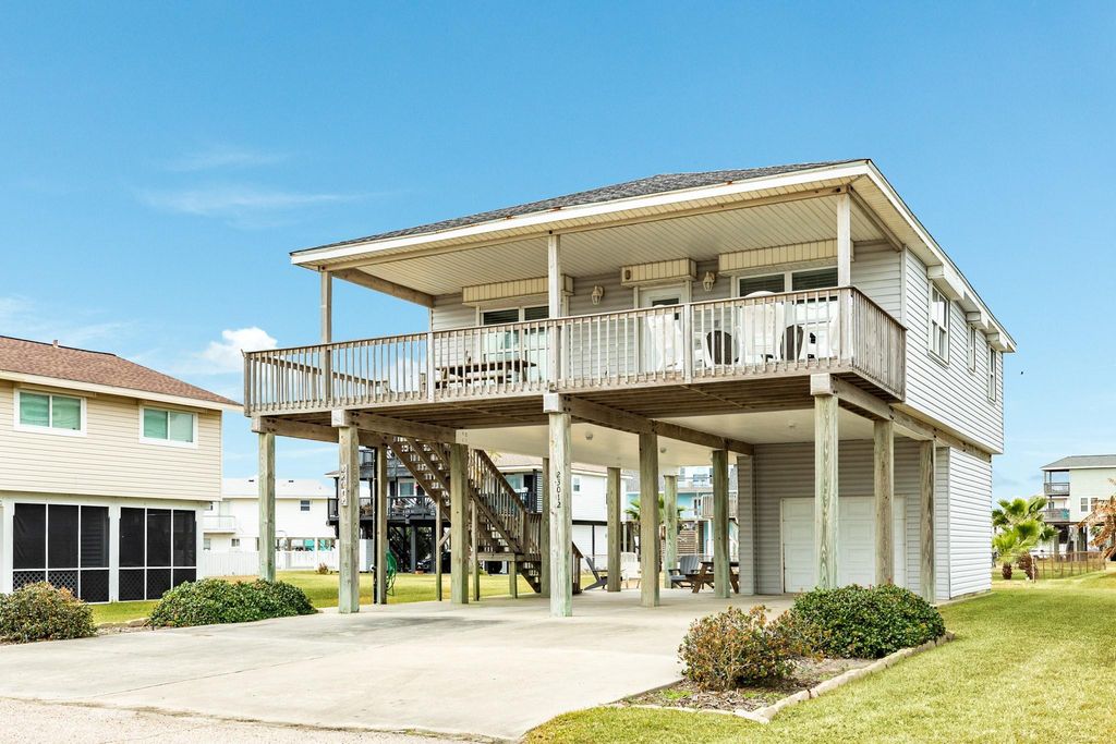 23012 Verano Drive, Galveston, TX 77554