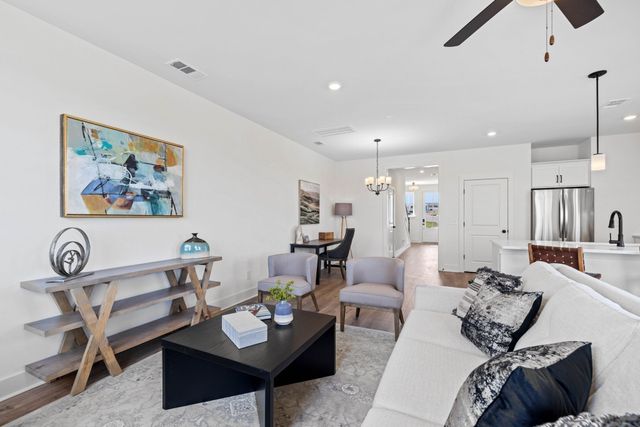 6038 Mill Tree Ct, Nashville, TN 37221