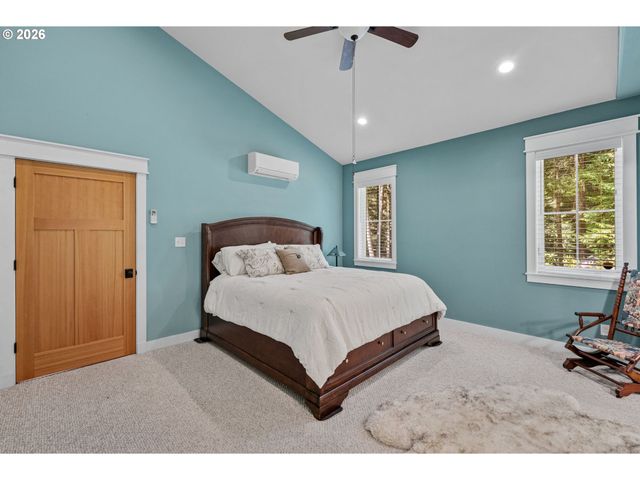 41900 PARK Rd, Port Orford, OR 97465