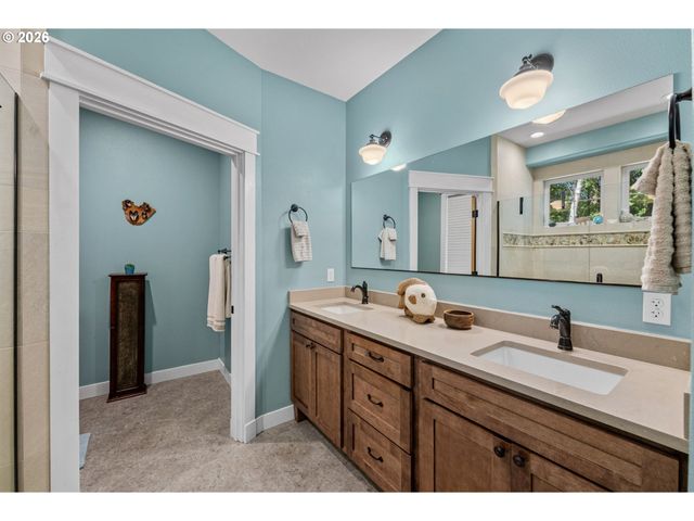41900 PARK Rd, Port Orford, OR 97465