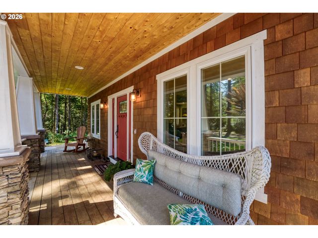 41900 PARK Rd, Port Orford, OR 97465
