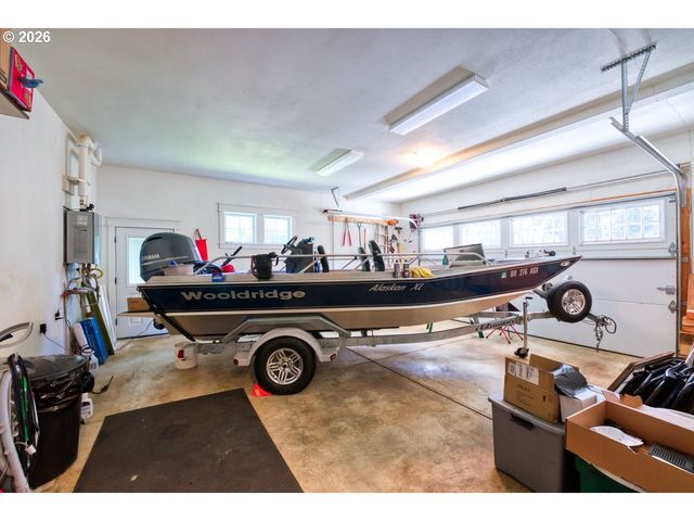 41900 PARK Rd, Port Orford, OR 97465