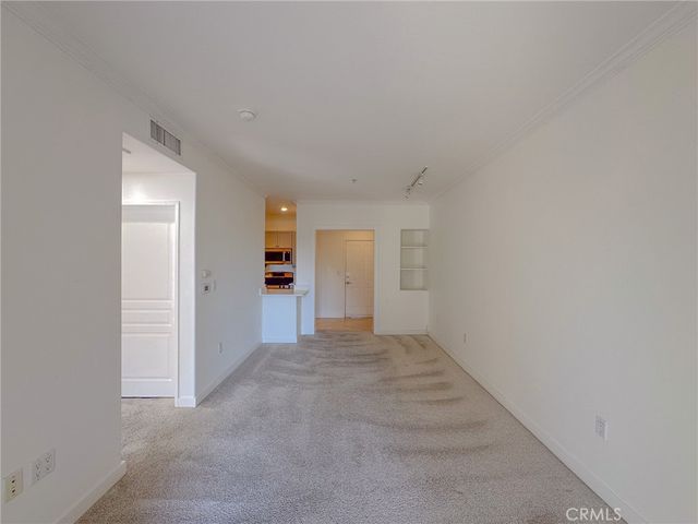 2414 Watermarke, Irvine, CA 92612