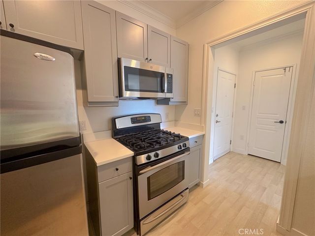 2414 Watermarke, Irvine, CA 92612