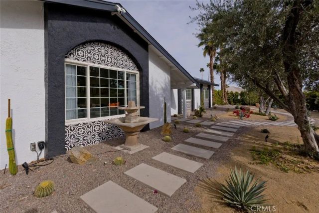 3180 E Escoba, Palm Springs, CA 92264