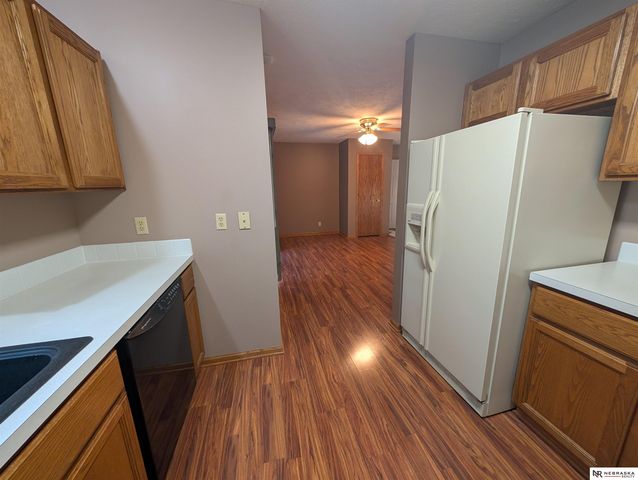 6042 Old Farm Circle, Lincoln, NE 68512